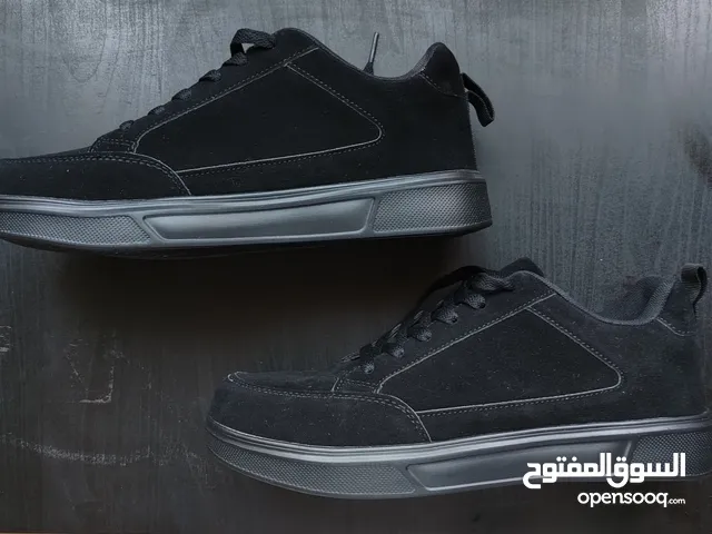 39 Casual Shoes in Al Rayyan