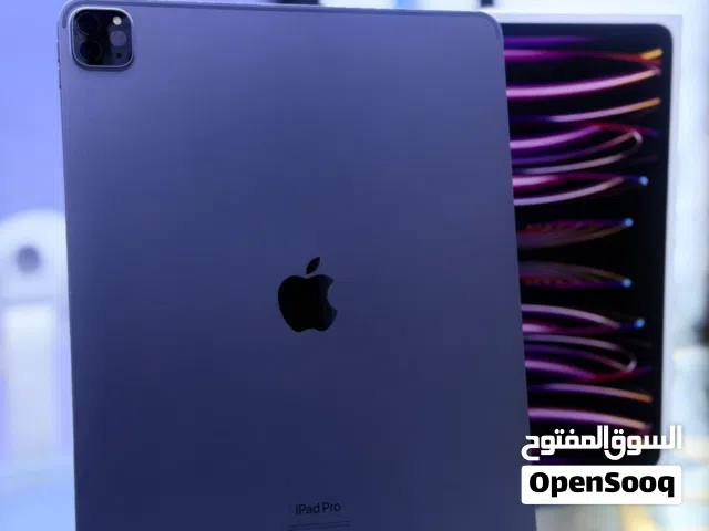 Apple Ipad Pro 12.9inch 6th generation WiFi M2 chip It's very good condition one Months shop Warrant