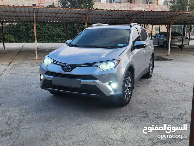 Used Toyota RAV 4 in Zarqa