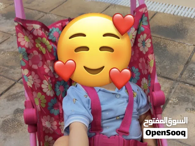 كارسيت و عكاز ماذركير وسرير اطفال summer حالة ممتازة