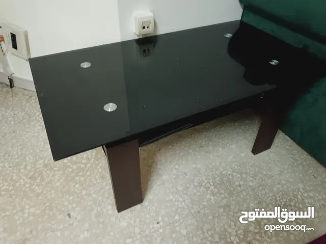 New table selling this because shifting to another country