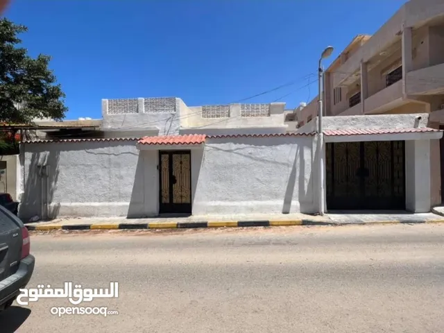 234 m2 4 Bedrooms Townhouse for Sale in Tripoli Hai Alandalus