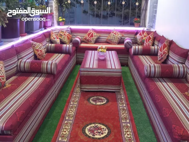 قاعدة حمراء عربية