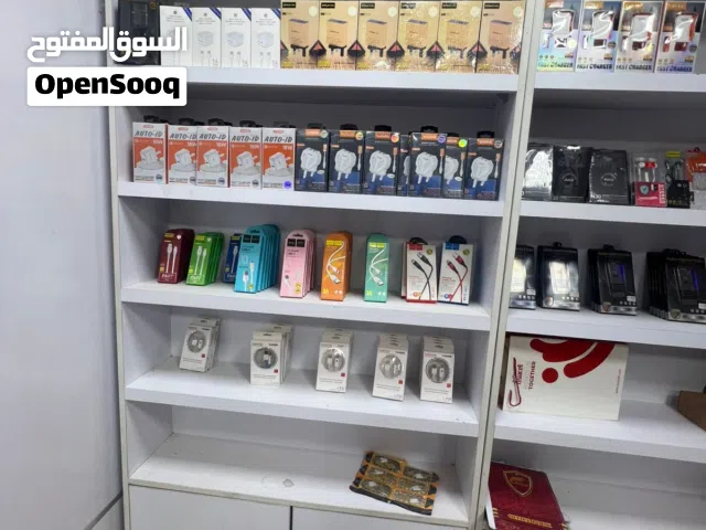 عارضات عدد 4 للبيع