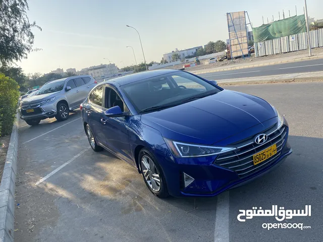 Hyundai Elantra SE in Muscat