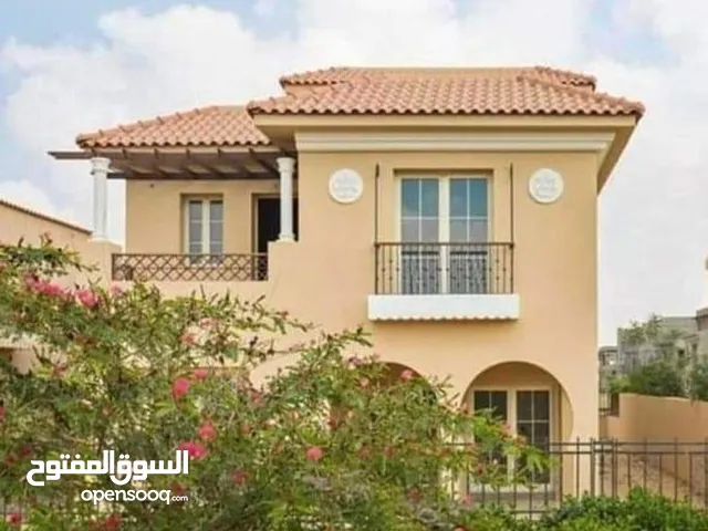 فيلا للبيع بكمبوند إستلام فورى متشطبه بالكامل بمقدم 10% فقط و الباقى تقسيط