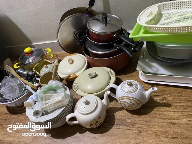 أدوات مطبخ بحاله جيدة