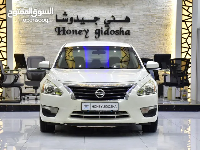 Nissan Altima 2.5 S ( 2015 Model ) in White Color GCC Specs This has done a kilometer of 194,000 Km