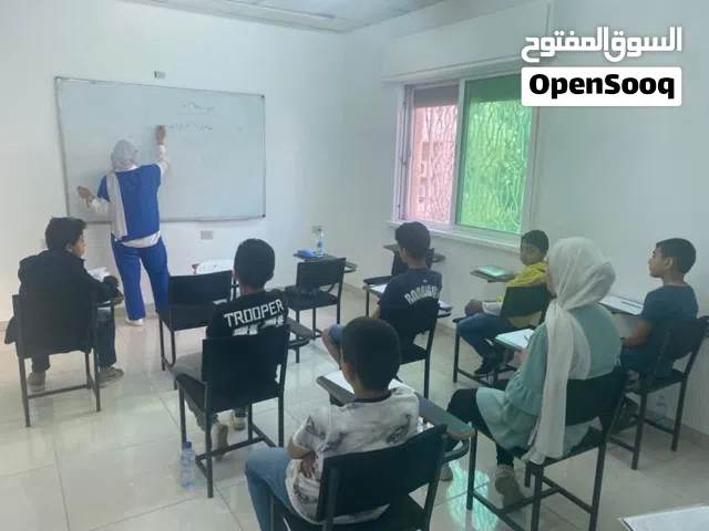مركز ثقافي للبيع