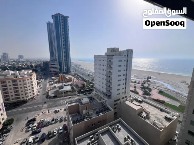 أفخم شقق أول ساكن بإطلالة بحرية مباشرة – كورنيش عجمان One of the most luxurious first-t