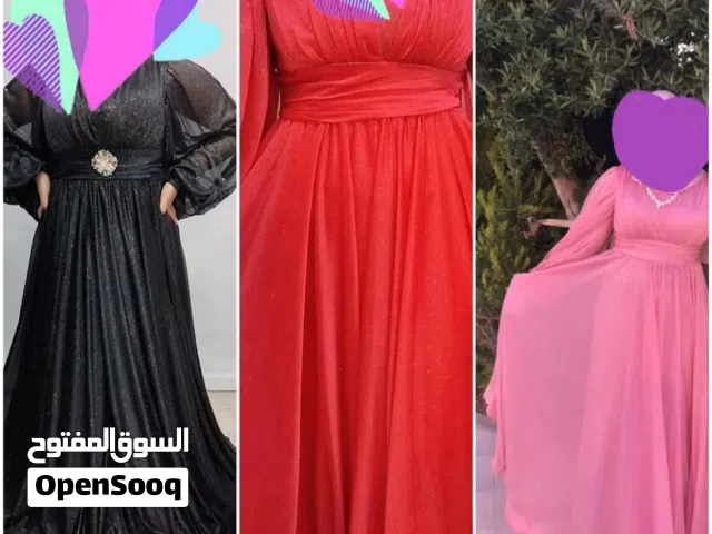 فساتين سهرة لون احمر واسود
