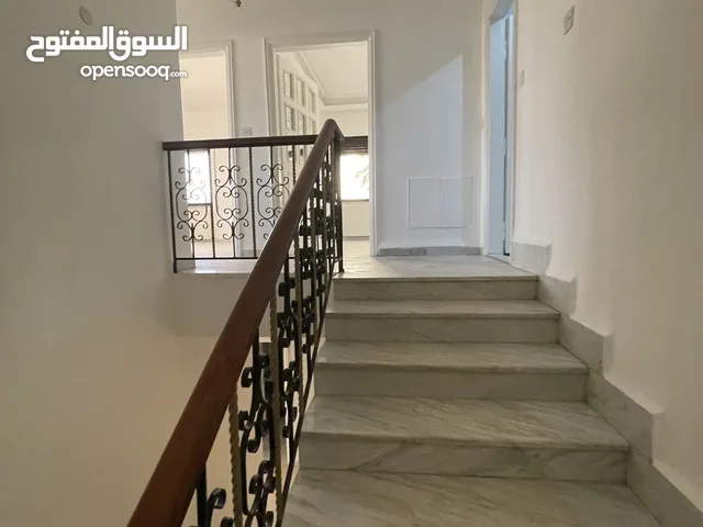 300 m2 4 Bedrooms Apartments for Rent in Amman Al Rabiah
