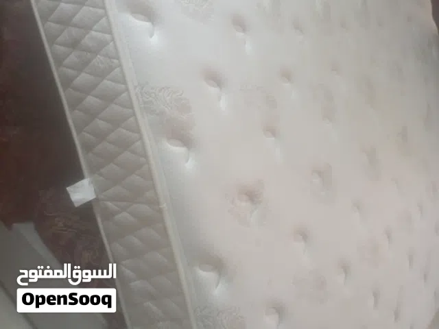 مترس طبي شبه جديد 180/200ب 15دينار بدون توصيل
