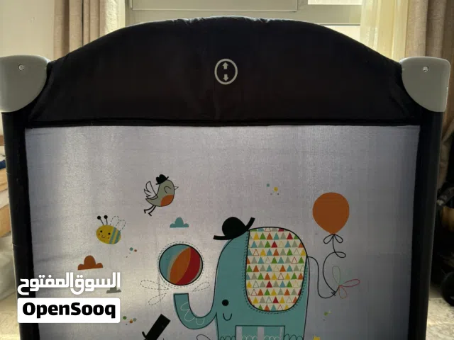 سرير اطفال من سنتربويت