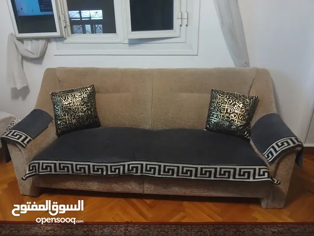 طقم كنب مستعمل بحالة ممتازة