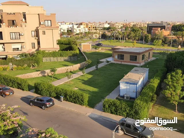 257 m2 4 Bedrooms Apartments for Rent in Giza Sheikh Zayed
