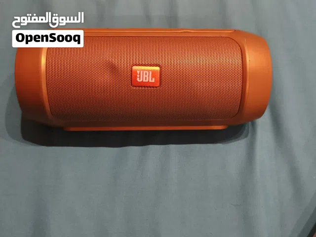 سماعه من شركةJBL