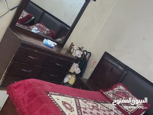 غرفة نوم خشب زان تفصيل زان ثقيله ولا اشي فيها