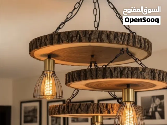 مصباح خشبي يدوي بتصميم فريد، يضيف جمالًا للمنزل، متين وأنيق