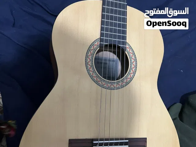 قيتار ياماها c40M