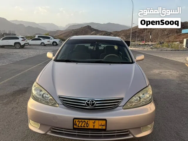 2005 تويوتا كامري XLE