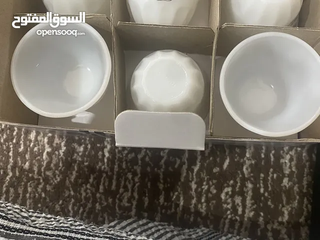 فنجان قهوه جديد فـي الكرتون