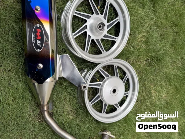 1999 ياماها Bolt