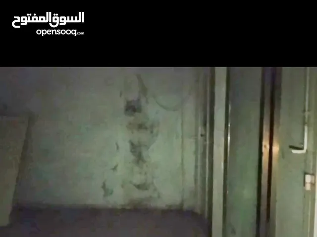 محل بابين عالشارع للبيع في منطقة حيوية جداً نابلس_ شارع تل