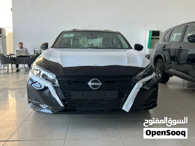 2025 نيسان التيما S