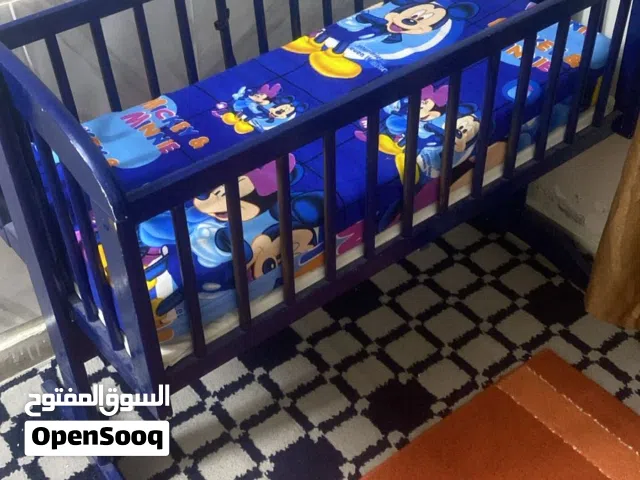 ثلاث تخوت بحاله ممتازه استعمال بسيط