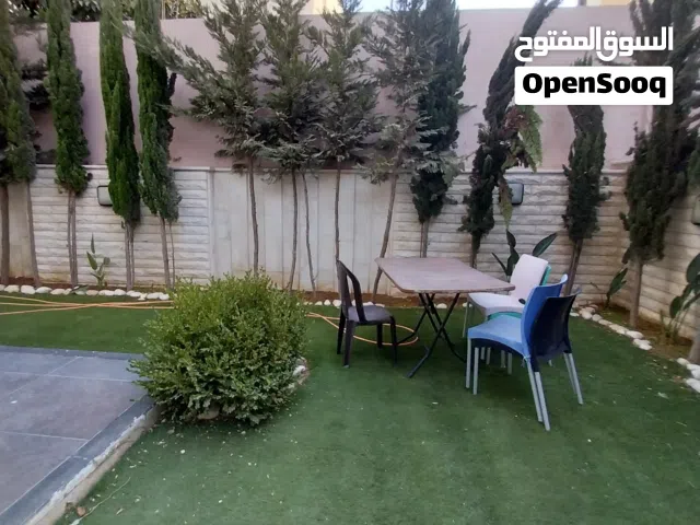 الرابية 180م وتراسات خارجيه 180م وكراج خاص