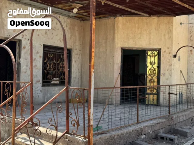 250 m2 3 Bedrooms Townhouse for Sale in Basra Other