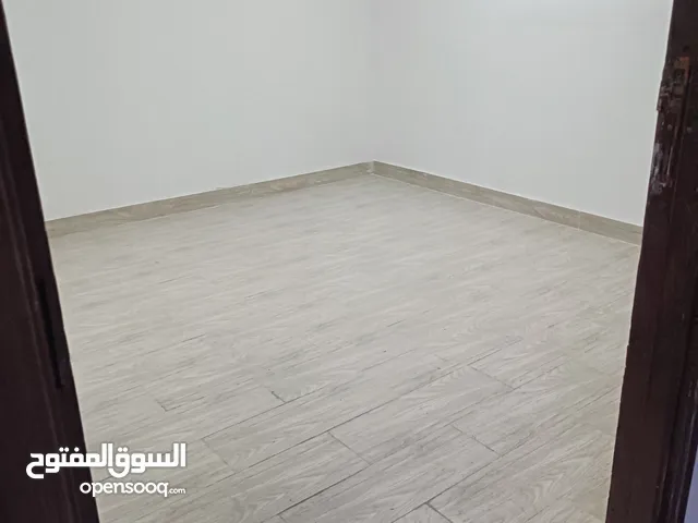Unfurnished Yearly in Hawally Mishrif
