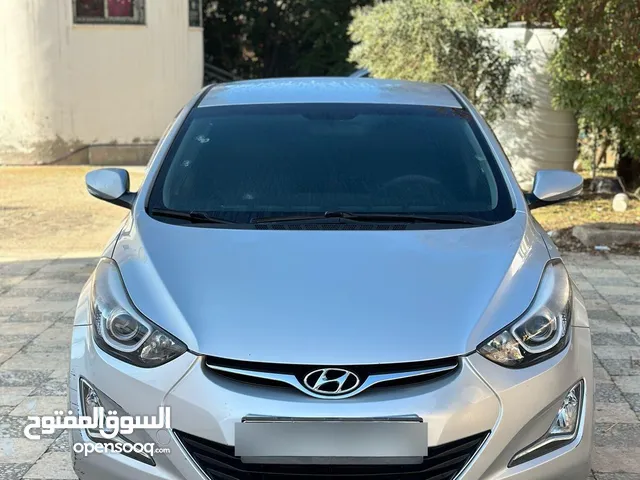 هيونداي أفانتي MD 2105
