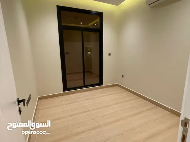 170 m2 2 Bedrooms Apartments for Rent in Al Riyadh Al Hamra