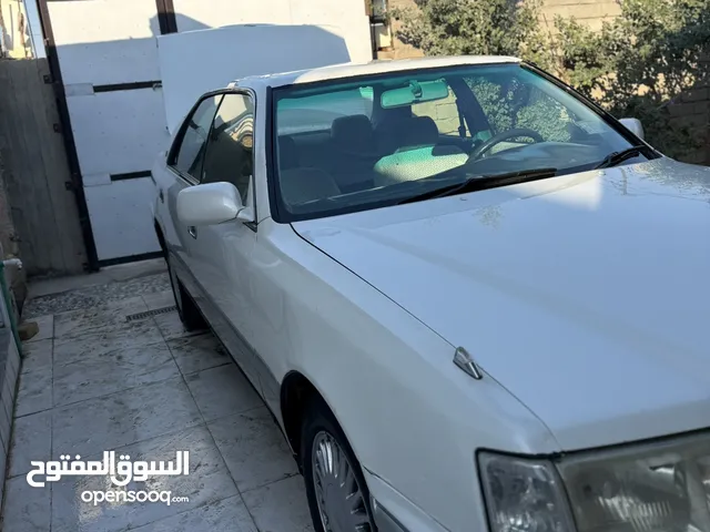 تيوتا كراون