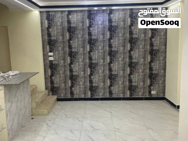 عندي ارخص دوبليكس للبيع عالرئييييييسي بالهرم عز الدين عمر الرئيسي 170متر منزلين ف سعرها جامد عشان ا