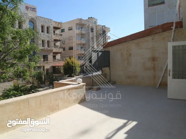 350 m2 4 Bedrooms Villa for Sale in Amman Jubaiha