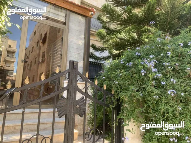 197 m2 3 Bedrooms Apartments for Rent in Amman Um Uthaiena