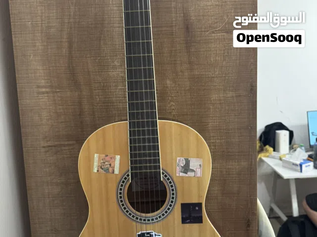 قيتار كلاسك وانسا نظيف قابل للتفاوض بالمعقول