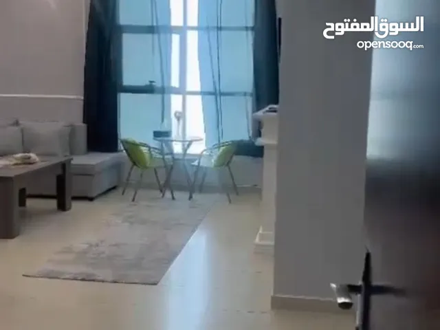 للبيع شقه غرفة وصاله پأبراج سيتى تاور بعجمان .مساحه واسعة .متاح جميع الخدمات