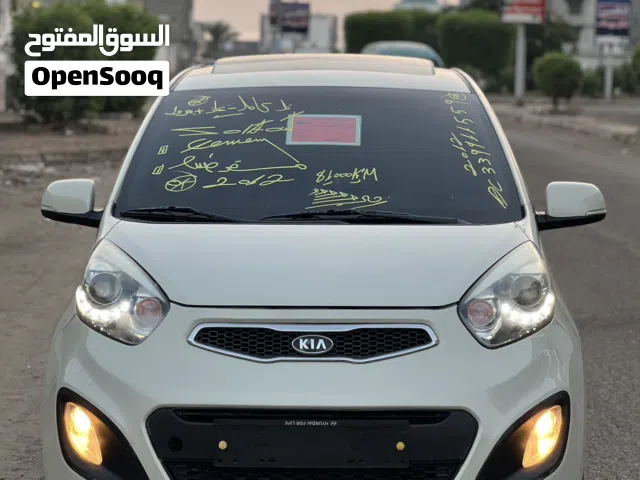 2012 كيا مورنينج Standard