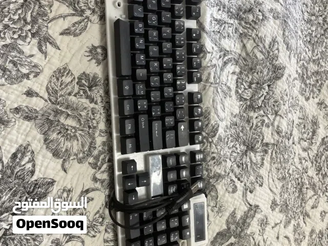 كيبورد اصلي مستعمل متضمن ماوس