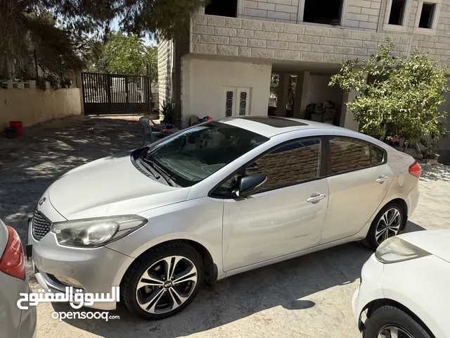كيا سيراتو  k3 موديل 2015 فل الفل اضافات نخب