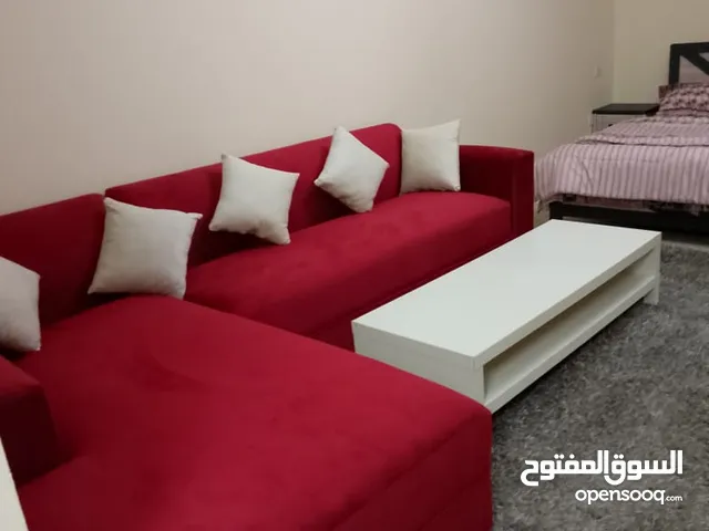 استديو مفروش للايجار الشهري في الجرف 2 ابراج الياسمين مفروش فرش نظيف ومرتب