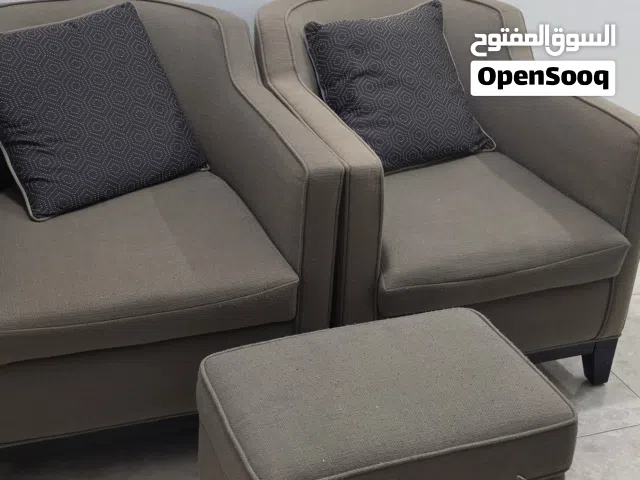 للبيع 3 غنفات فخمه و طاولتين صغار بسعر رخيص