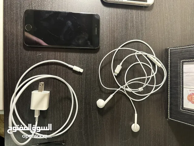 Apple iPhone 7 128 GB in Abu Dhabi