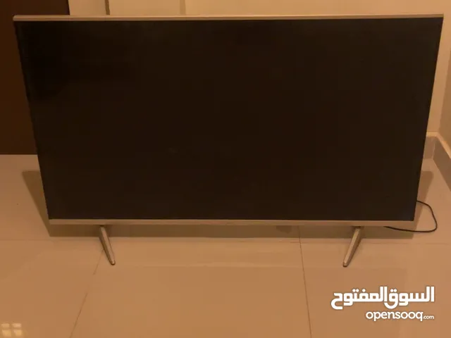 Others Smart 50 inch TV in Al Riyadh