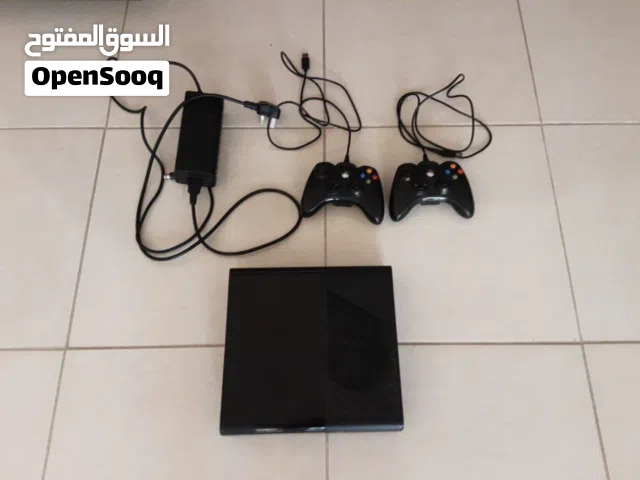xbox 360 console E 250 gb comes with controller for a reasonable price of 250 aed