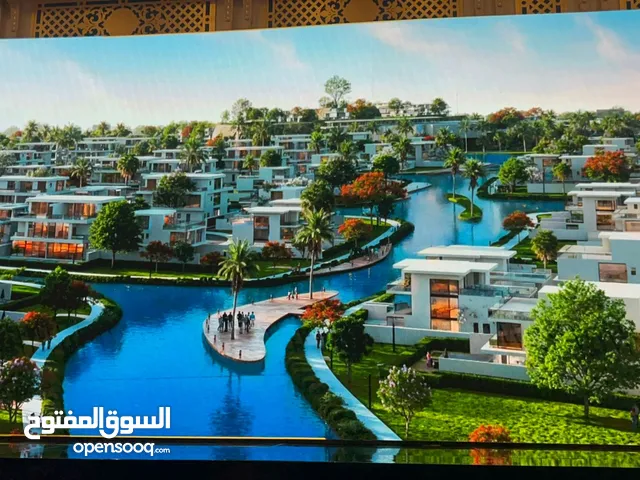 ~ شقه 3 غرف علي شارع التسعين في التجمع الخامس - متشطبه بالكامل